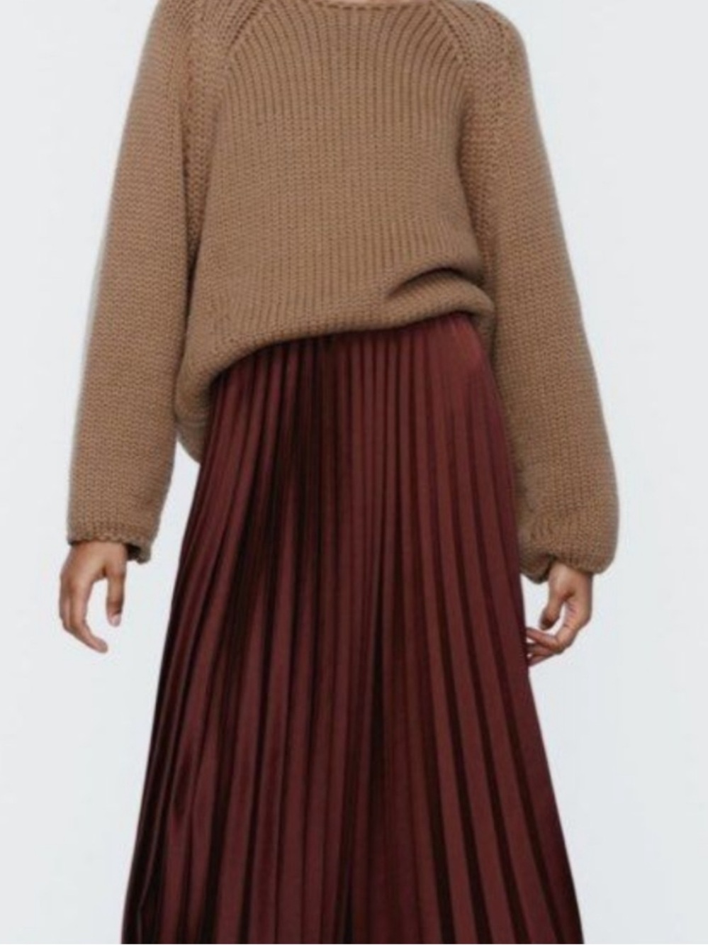 Zara burgundy pleated midi skirt Size S NWT